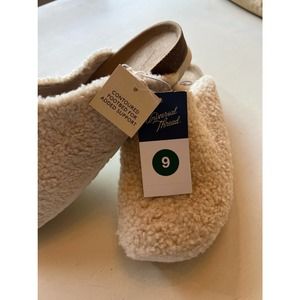 Universal Thread Cream Bev Slip-Ons Mules Target Brand Faux Sherpa Women Size 9